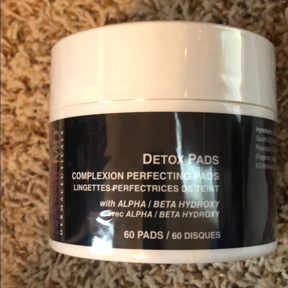 Detox face pads